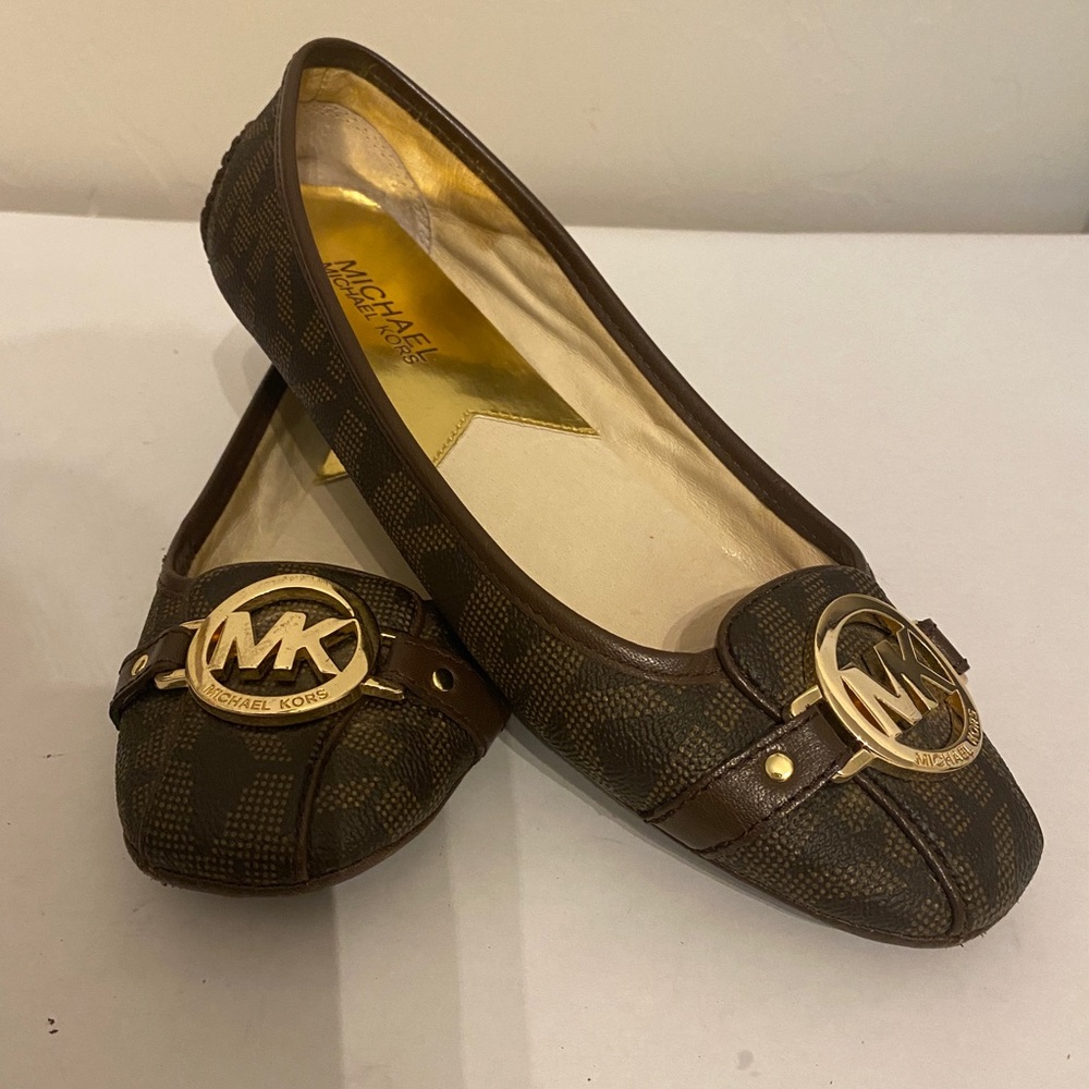 Michael Kors flats